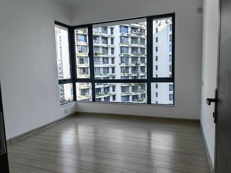 For Sale - Starview Bay @ Forest City