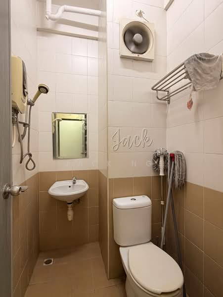 Condominium for Rent at Cassia Resort Condominium - Jack Ng - Bathroom - PropertyGuru.com.my