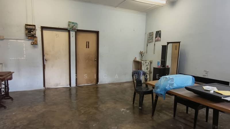 Shop / Office for Sale in Taman Johor Jaya (Johor Bahru) - Jessica Boey - Interior - PropertyGuru.com.my
