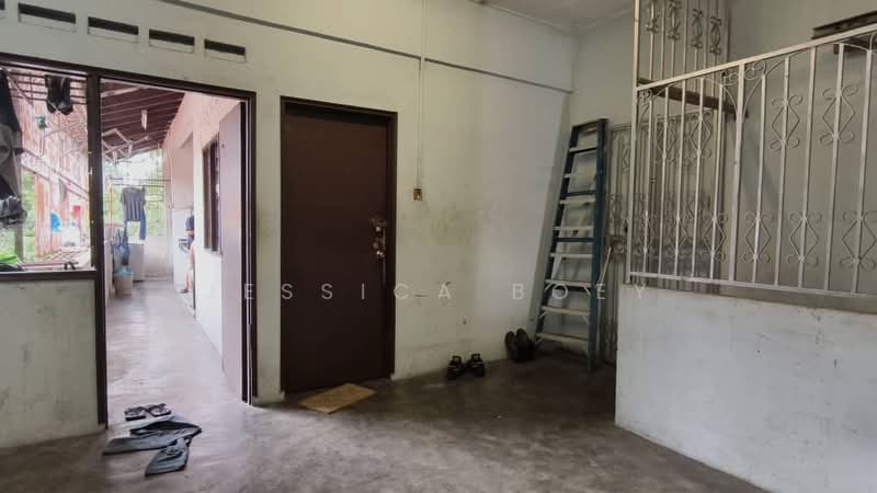 Shop / Office for Sale in Taman Johor Jaya (Johor Bahru) - Jessica Boey - Interior - PropertyGuru.com.my