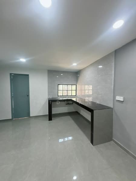 Rumah Teres 2 Tingkat untuk Dijual di Seremban (Negeri Sembilan) - Zawana BT Zaidi Ana - Kitchen - PropertyGuru.com.my