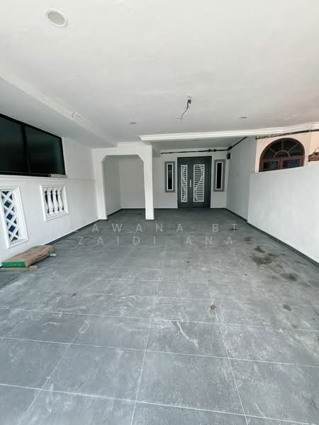 Rumah Teres 2 Tingkat untuk Dijual di Seremban (Negeri Sembilan) - Zawana BT Zaidi Ana - Entrance - PropertyGuru.com.my