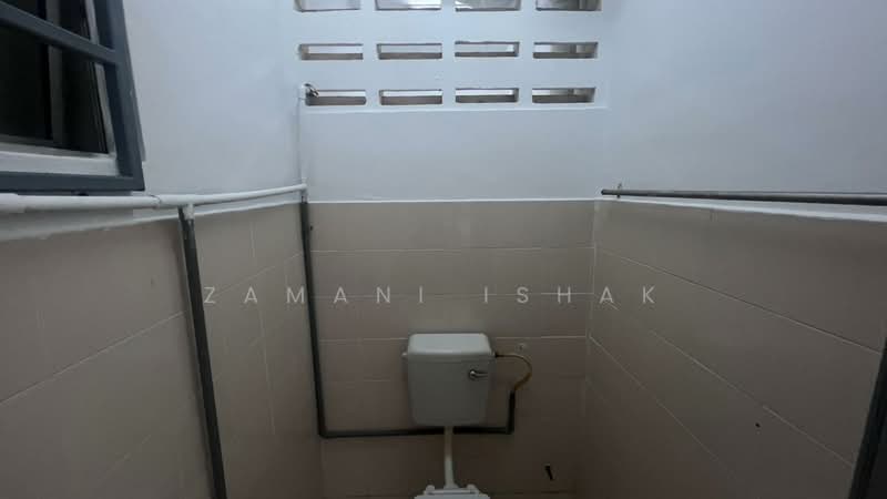 Apartment for Sale at Pangsapuri Angsana - Zamani Ishak - Bathroom - PropertyGuru.com.my