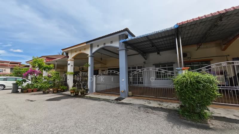 1-storey Terraced House for Sale in Taman Sri Gading (Batu Pahat) - Hoki Teo - Exterior - PropertyGuru.com.my