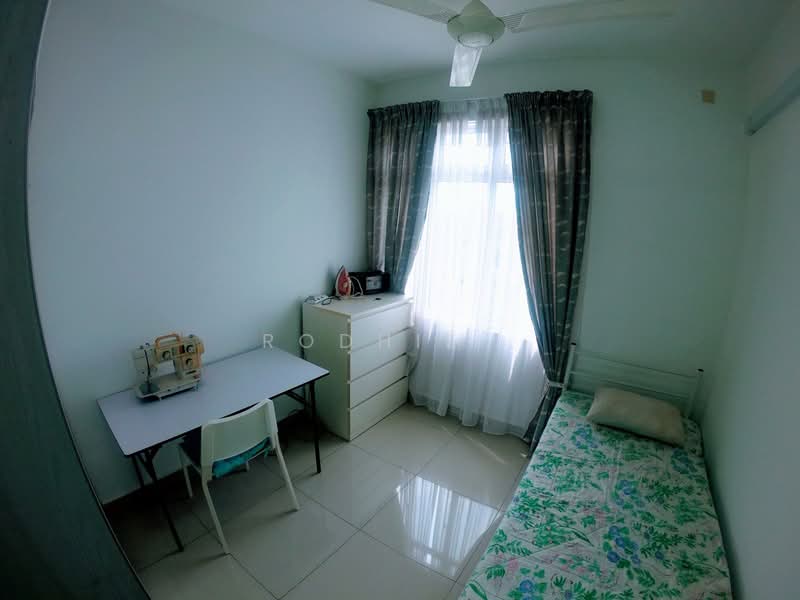 Condominium for Sale at Dwiputra Residences - Rodhie . - Bedroom - PropertyGuru.com.my