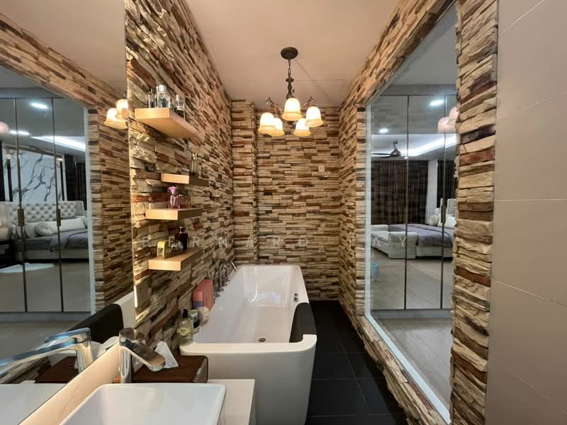 Rumah Teres 3 Tingkat untuk Dijual di Bandar Nusaputra (Puchong) - Bernard Tay - Bathroom - PropertyGuru.com.my