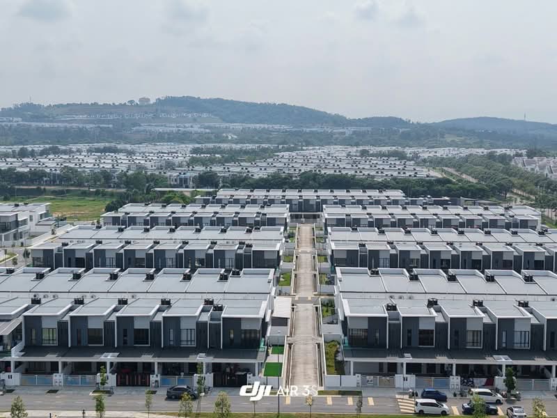 Rumah Teres 2-Tingkat untuk Dijual di Bandar Sri Sendayan (Negeri Sembilan) - Ong Jia Hui - Exterior - PropertyGuru.com.my