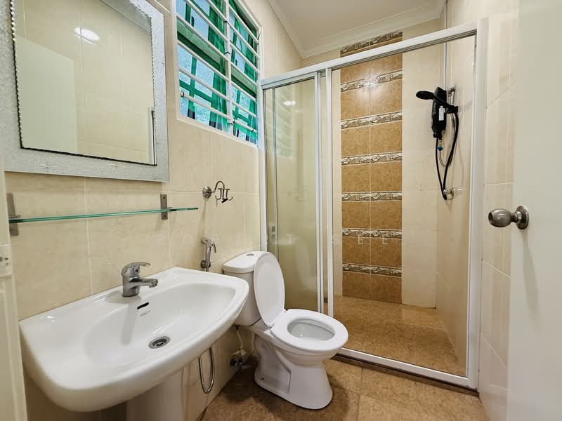 Semi-Detached House for Rent in Ampang Jaya (Ampang) - Robert See - Bathroom - PropertyGuru.com.my