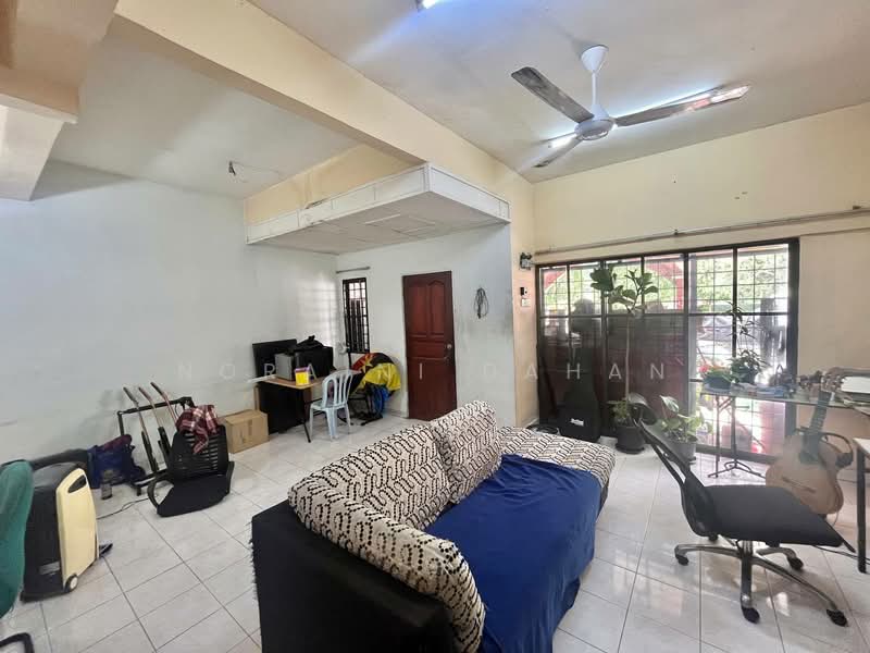 2-storey Terraced House for Sale in Seksyen 7 (Shah Alam) - Noraini Dahan - PropertyGuru.com.my