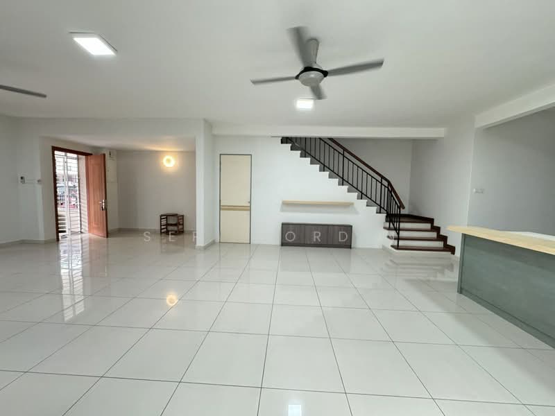 2-storey Terraced House for Sale in Denai Alam (Shah Alam) - Seri Nordin - Living Room - PropertyGuru.com.my