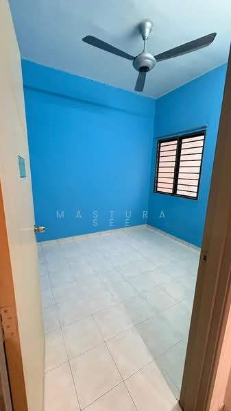 2-storey Terraced House for Sale in Sungai Buloh (Selangor) - Mastura See - Interior - PropertyGuru.com.my