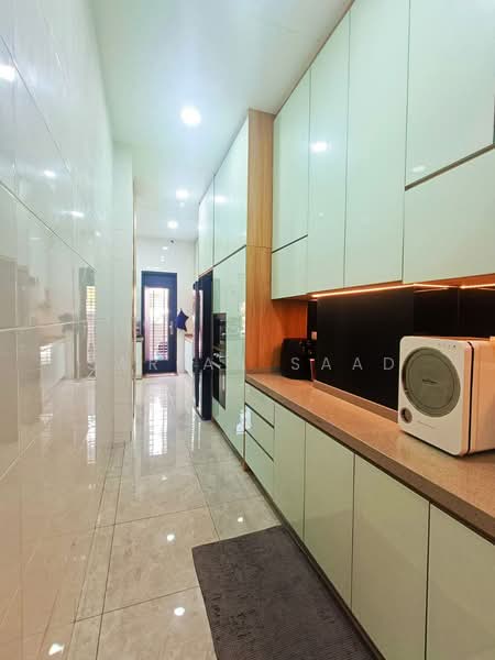 Townhouse for Rent in Ampang (Selangor) - Sariah Saad - Kitchen - PropertyGuru.com.my