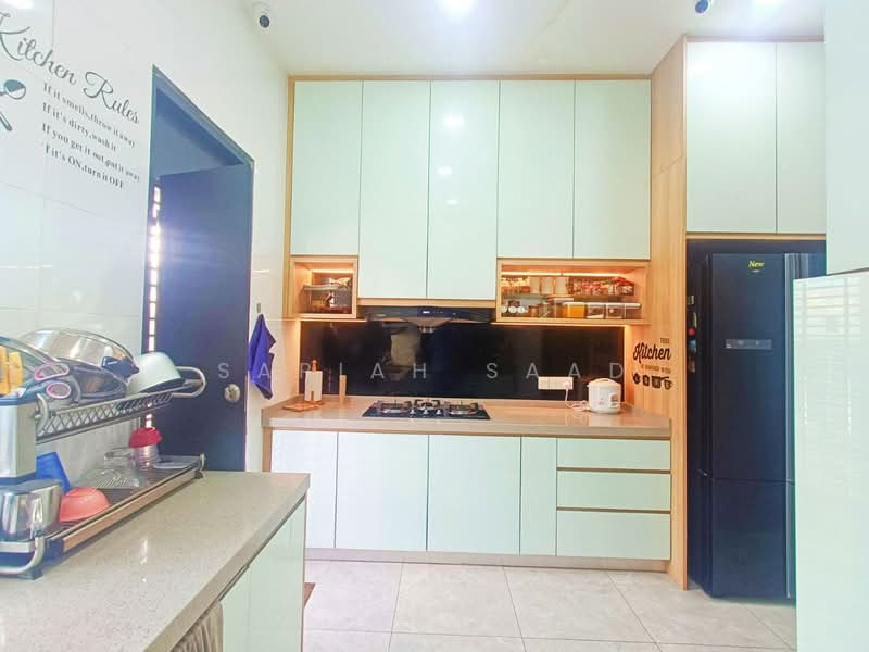Townhouse for Rent in Ampang (Selangor) - Sariah Saad - Kitchen - PropertyGuru.com.my