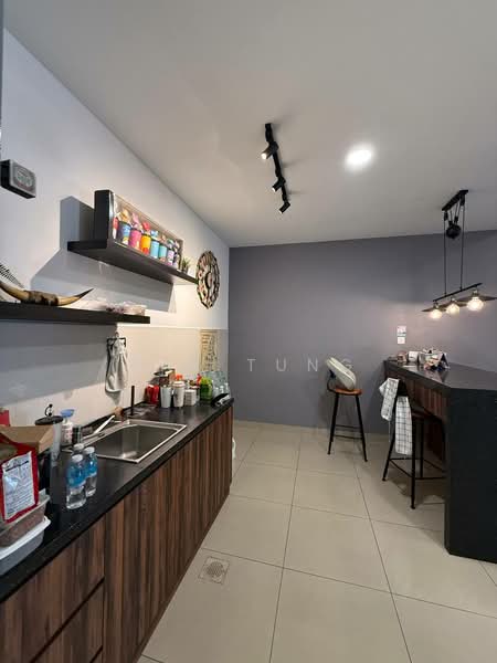 Cluster House for Sale in Taman Adda Heights (Tebrau) - Ray Tung - Kitchen - PropertyGuru.com.my
