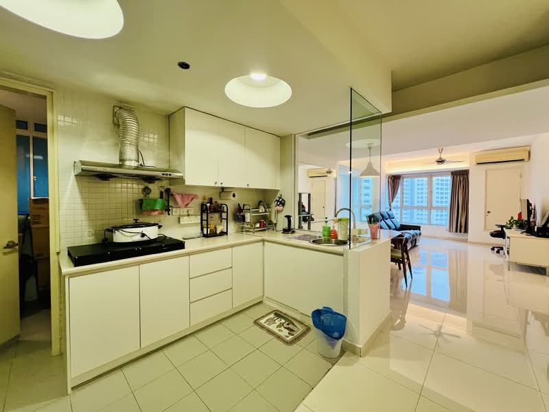 Service Residence for Sale at i-Zen @ Kiara 1 - Chong Teck Seng - Kitchen - PropertyGuru.com.my