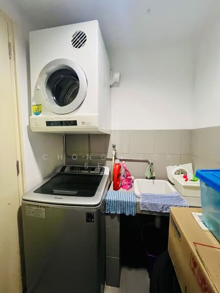 Service Residence for Sale at i-Zen @ Kiara 1 - Chong Teck Seng - Interior - PropertyGuru.com.my