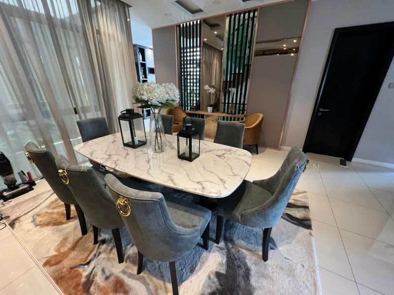 Bungalow for Sale in Ampang (Kuala Lumpur) - Yasmin Sulaiman - Dining Room - PropertyGuru.com.my