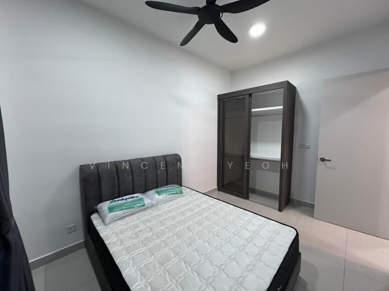 Service Residence for Sale at Trion 2 @ KL - Vincent Yeoh - Bedroom - PropertyGuru.com.my