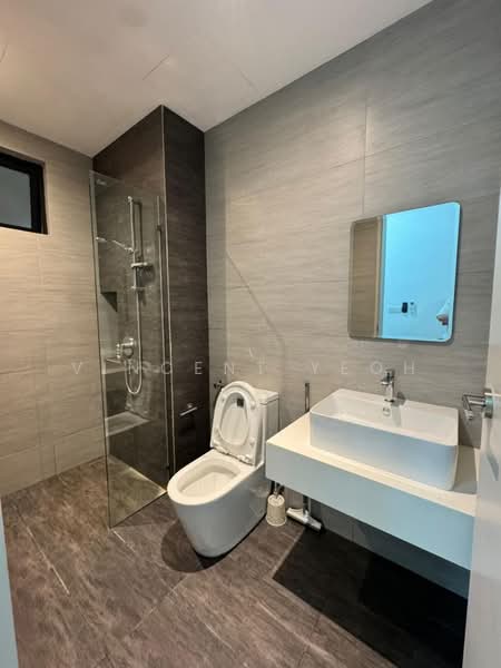 Service Residence for Sale at Trion 2 @ KL - Vincent Yeoh - Bathroom - PropertyGuru.com.my