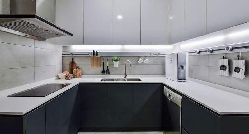 2-storey Terraced House for Sale in Shah Alam (Selangor) - Robert Law - Kitchen - PropertyGuru.com.my