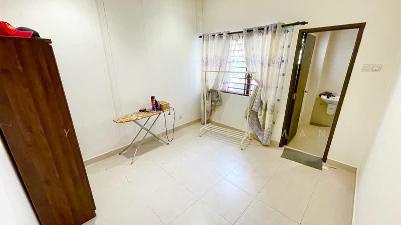 2-storey Terraced House for Sale in Taman Kundang Jaya (Rawang) - Yasmin Sulaiman - Interior - PropertyGuru.com.my