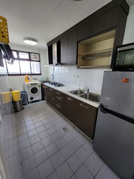 Condominium for Rent at Ujana Executive Apartment - Jessica Tiew - Kitchen - PropertyGuru.com.my