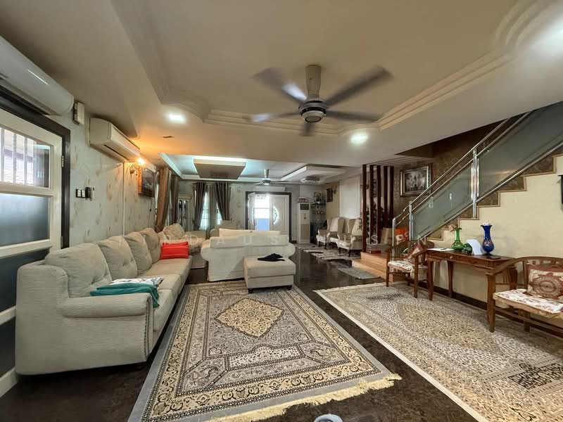 Terraced House for Sale in Taman Bukit Permata (Selayang) - Firdaus Husin - Living Room - PropertyGuru.com.my