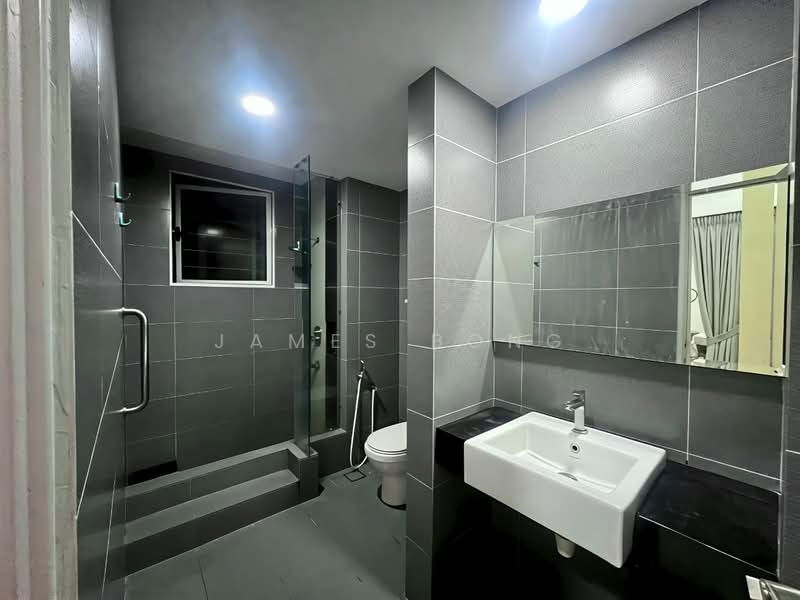 Pangsapuri untuk Disewa di Tropez Residences - James Bong - Bathroom - PropertyGuru.com.my