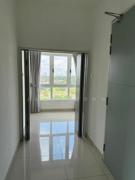 Pangsapuri untuk Disewa di Tropez Residences - James Bong - Corridor - PropertyGuru.com.my