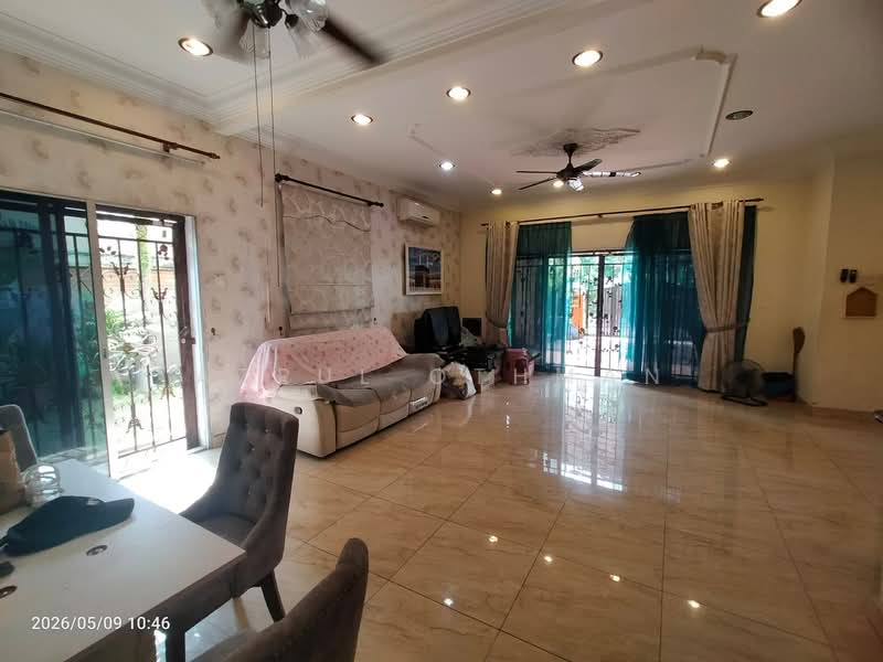 Semi-Detached House for Sale in Taman Kemuning (Senawang) - Azrul Othman - Living Room - PropertyGuru.com.my
