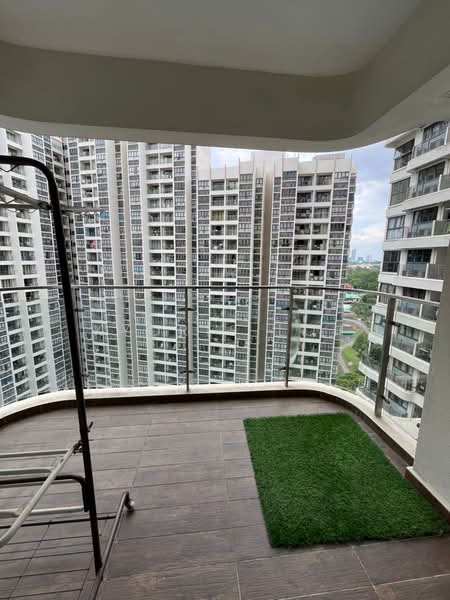 Condominium for Rent at Amberside @ Country Garden Danga Bay - Kyoris Loh - Balcony - PropertyGuru.com.my