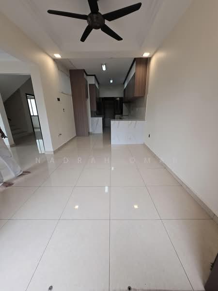 Kondominium untuk Dijual di Armanee - Nadrah Omar - Kitchen - PropertyGuru.com.my