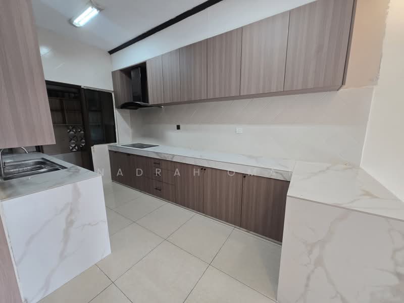 Kondominium untuk Dijual di Armanee - Nadrah Omar - Kitchen - PropertyGuru.com.my