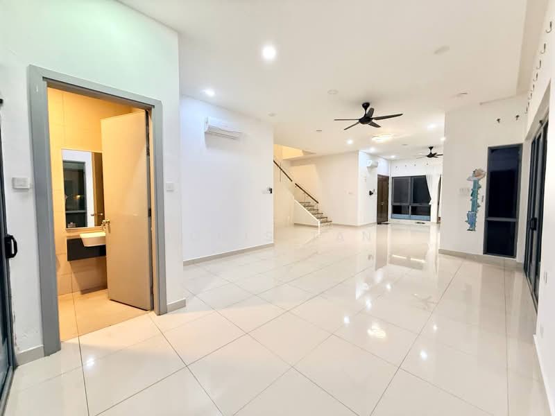 Semi-Detached House for Sale in Taman Molek (Johor Bahru) - Louis Tan - Living Room - PropertyGuru.com.my