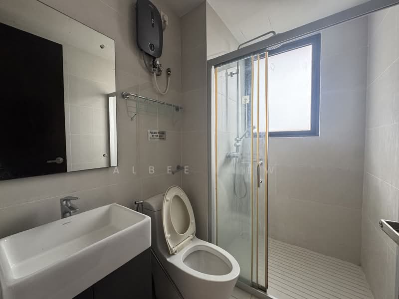 Kondominium untuk Disewa di Bay Point @ Country Garden Danga Bay - Albee Liew - Bathroom - PropertyGuru.com.my