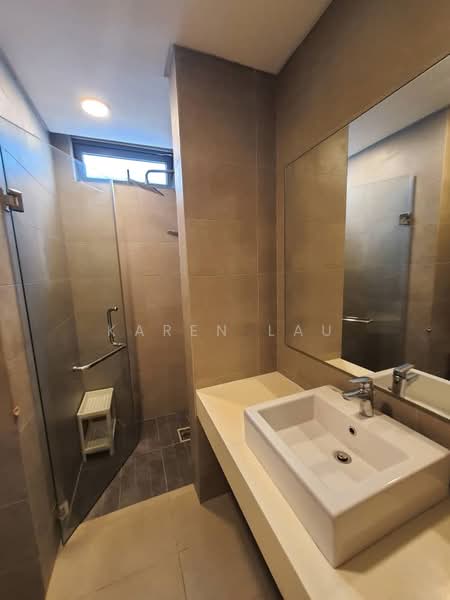 Condominium for Sale at Vivo Residential Suites - Karen Lau - Bathroom - PropertyGuru.com.my