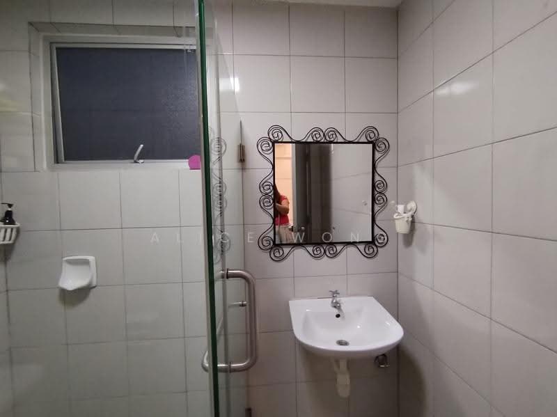 Townhouse for Rent in Bandar Botanic (Klang) - Alice Wong - Bathroom - PropertyGuru.com.my