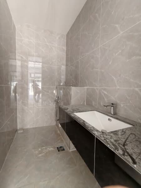 Rumah Berkembar untuk Dijual di Taman Ekoflora (Johor Bahru) - Angel Lee - Bathroom - PropertyGuru.com.my