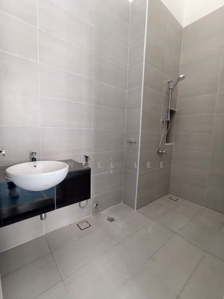 Rumah Berkembar untuk Dijual di Taman Ekoflora (Johor Bahru) - Angel Lee - Bathroom - PropertyGuru.com.my