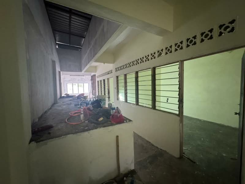 Shop for Rent in Subang (Selangor) - Jay Yong - Interior - PropertyGuru.com.my