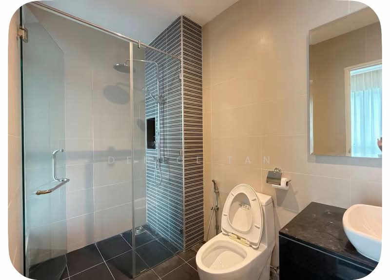 Kondominium untuk Disewa di Medini Signature - Denice Tan - Bathroom - PropertyGuru.com.my