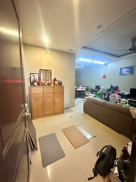 Rumah Teres 3 Tingkat untuk Dijual di Taman Murai Jaya (Simpang Ampat) - Sean Heng - Living Room - PropertyGuru.com.my