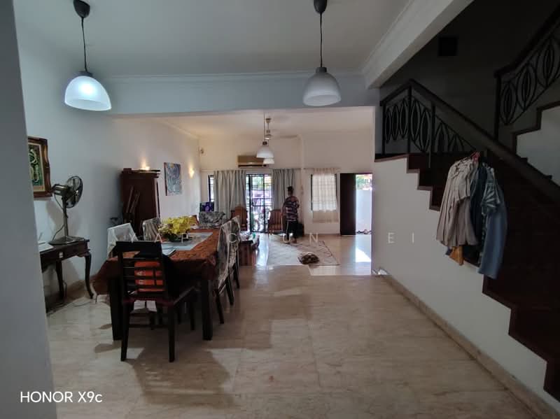 Rumah Teres 2 Tingkat untuk Disewa di Shah Alam (Selangor) - Yap Chun Wei - Dining Room - PropertyGuru.com.my