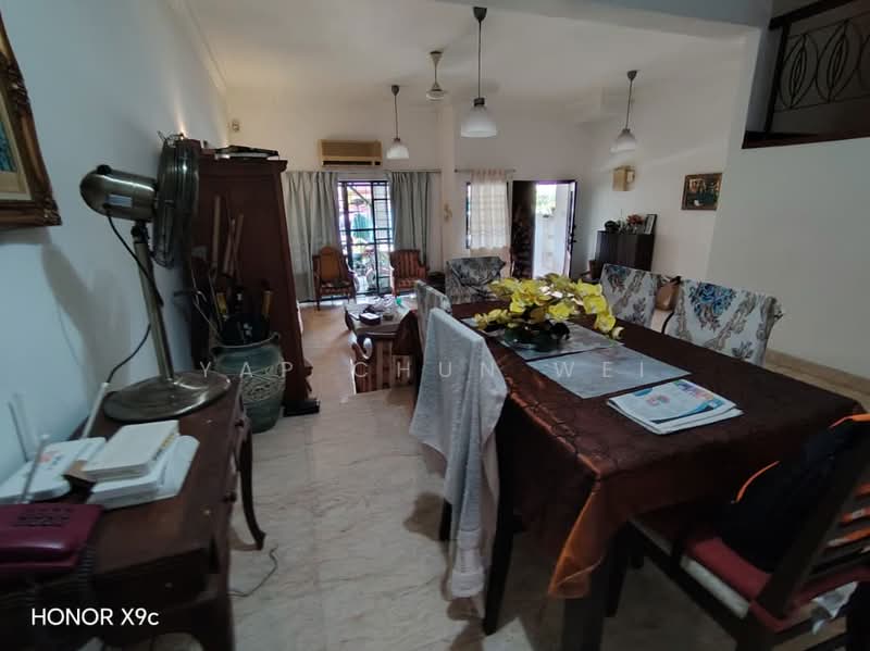 Rumah Teres 2 Tingkat untuk Disewa di Shah Alam (Selangor) - Yap Chun Wei - Living Room - PropertyGuru.com.my
