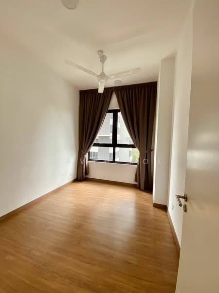Service Residence for Sale at Paisley @ Tropicana Metropark - David Kok - Bedroom - PropertyGuru.com.my