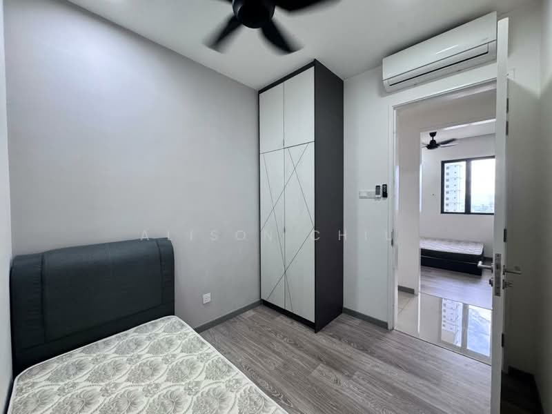 Servis Apartment untuk Dijual di United Point (Residensi Berpadu) - Alison Chiu - Bedroom - PropertyGuru.com.my