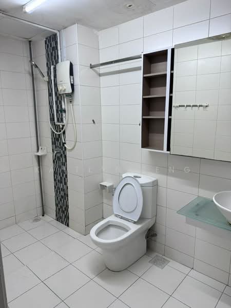 Servis Apartment untuk Dijual di Greenfield Regency - Kaitlyn Teng - Bathroom - PropertyGuru.com.my