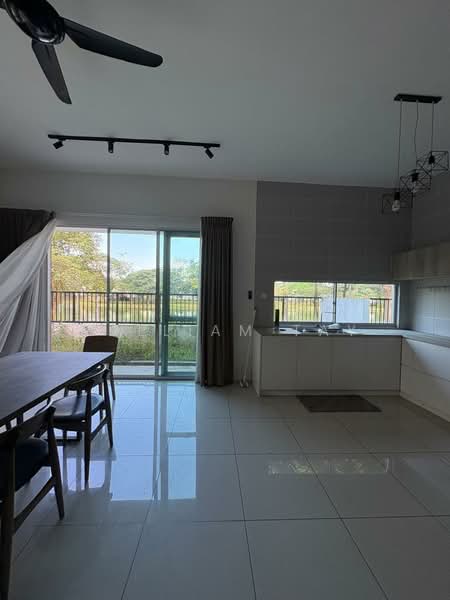 Semi-Detached House for Sale in Taman Nusa Idaman (Iskandar Puteri (Nusajaya)) - William Tay - Kitchen - PropertyGuru.com.my