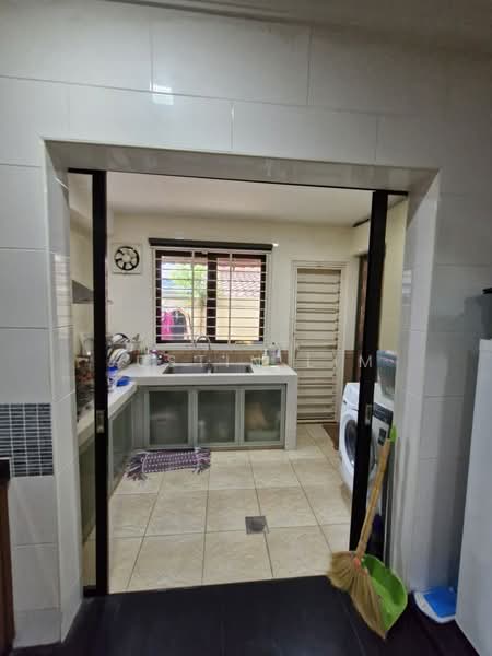 Rumah Berkembar untuk Dijual di Setiakasih (Damansara Heights) - Justin Lim - Kitchen - PropertyGuru.com.my