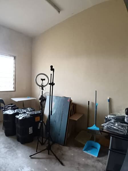 Rumah Teres untuk Dijual di Seksyen 32, Kemuning Green Ville (Shah Alam) - Noraini Dahan - Interior - PropertyGuru.com.my